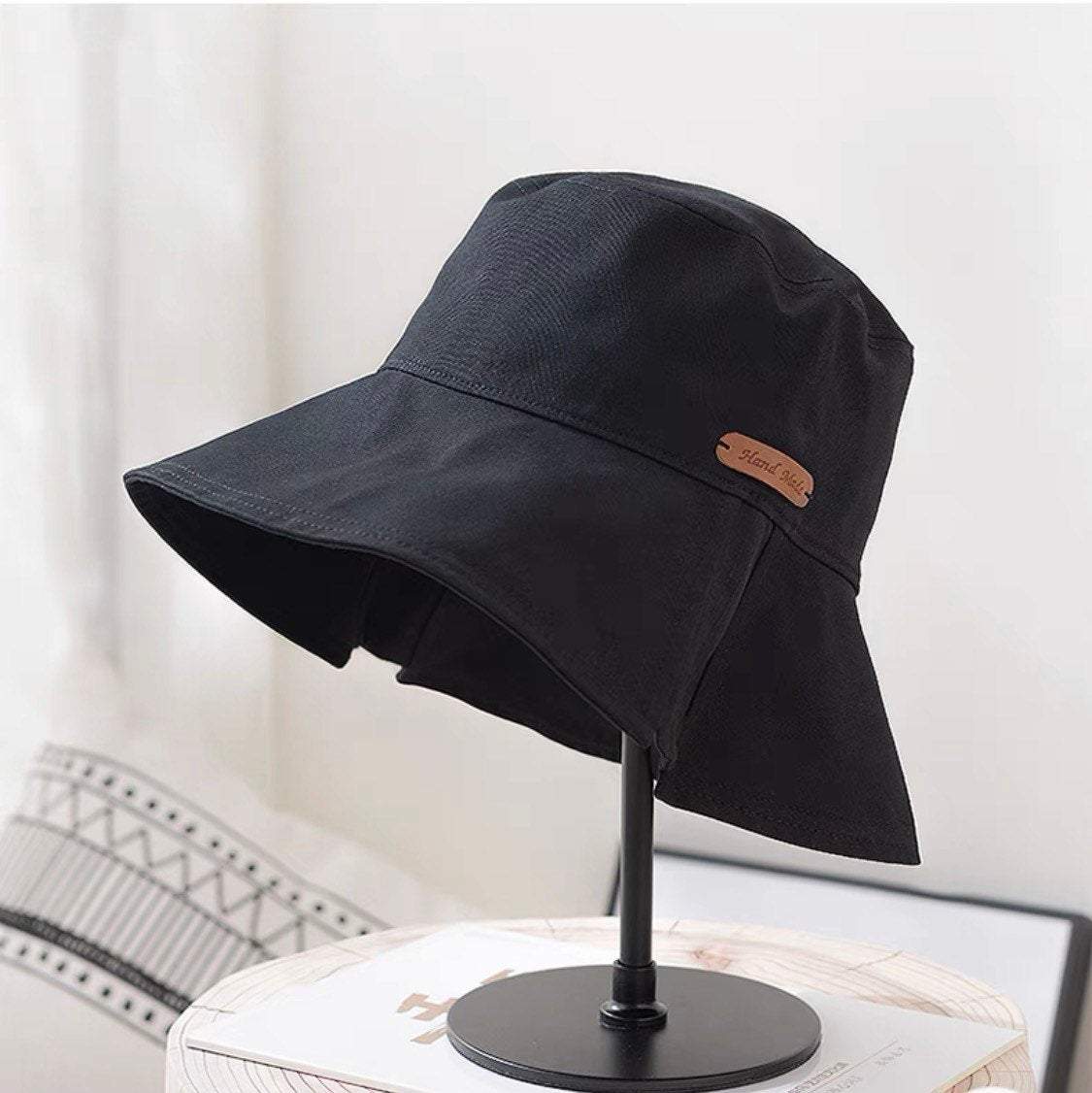 Wide Brim Bucket Hat for Women and Girls.