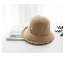 Load image into Gallery viewer, Raffia Straw Hat for Women/Girls.