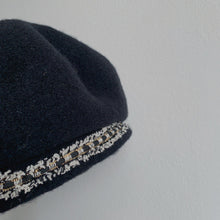 Load image into Gallery viewer, Standard/Large Size Beret for Women.