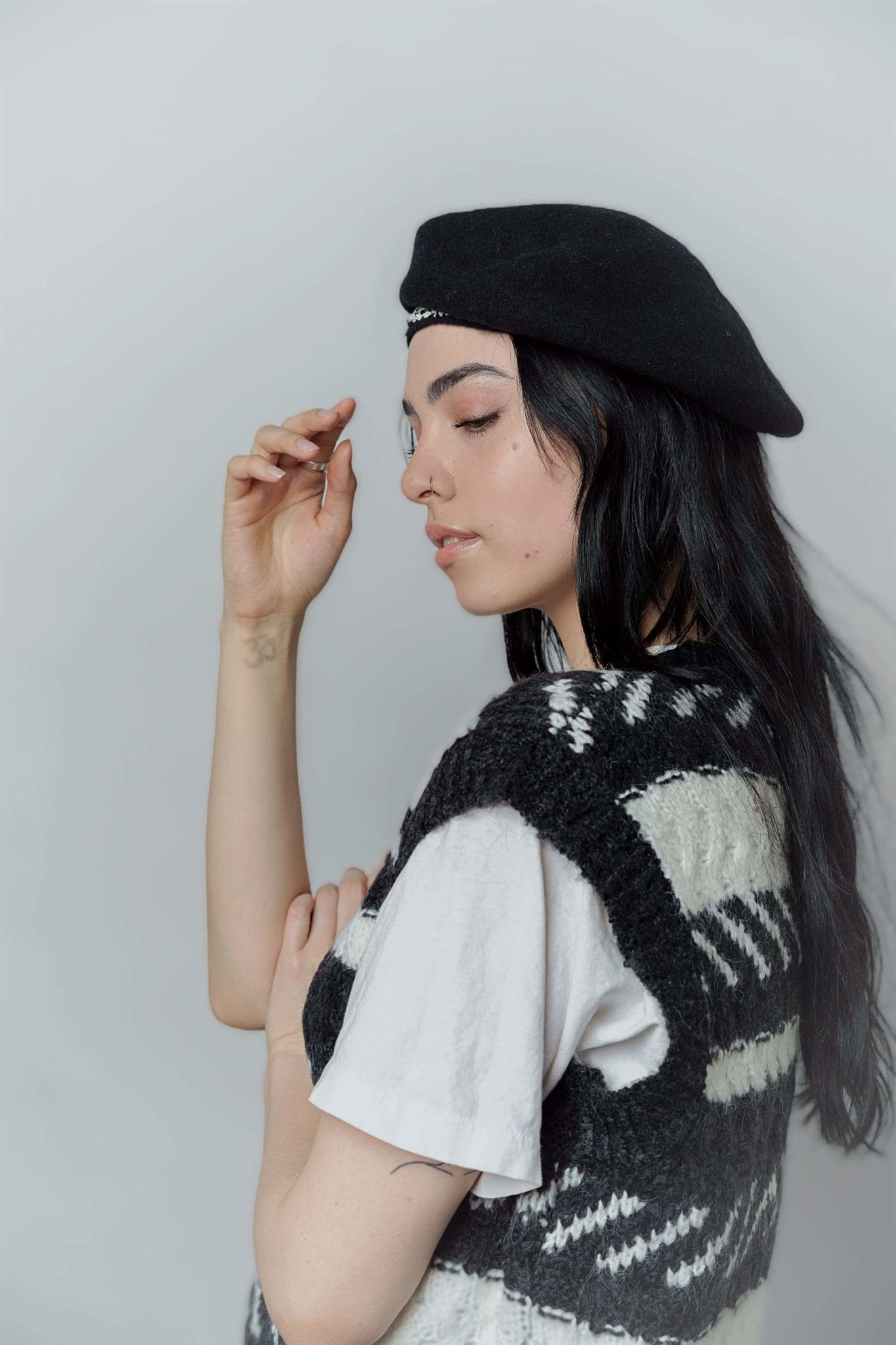 Standard/Large Size Beret for Women.