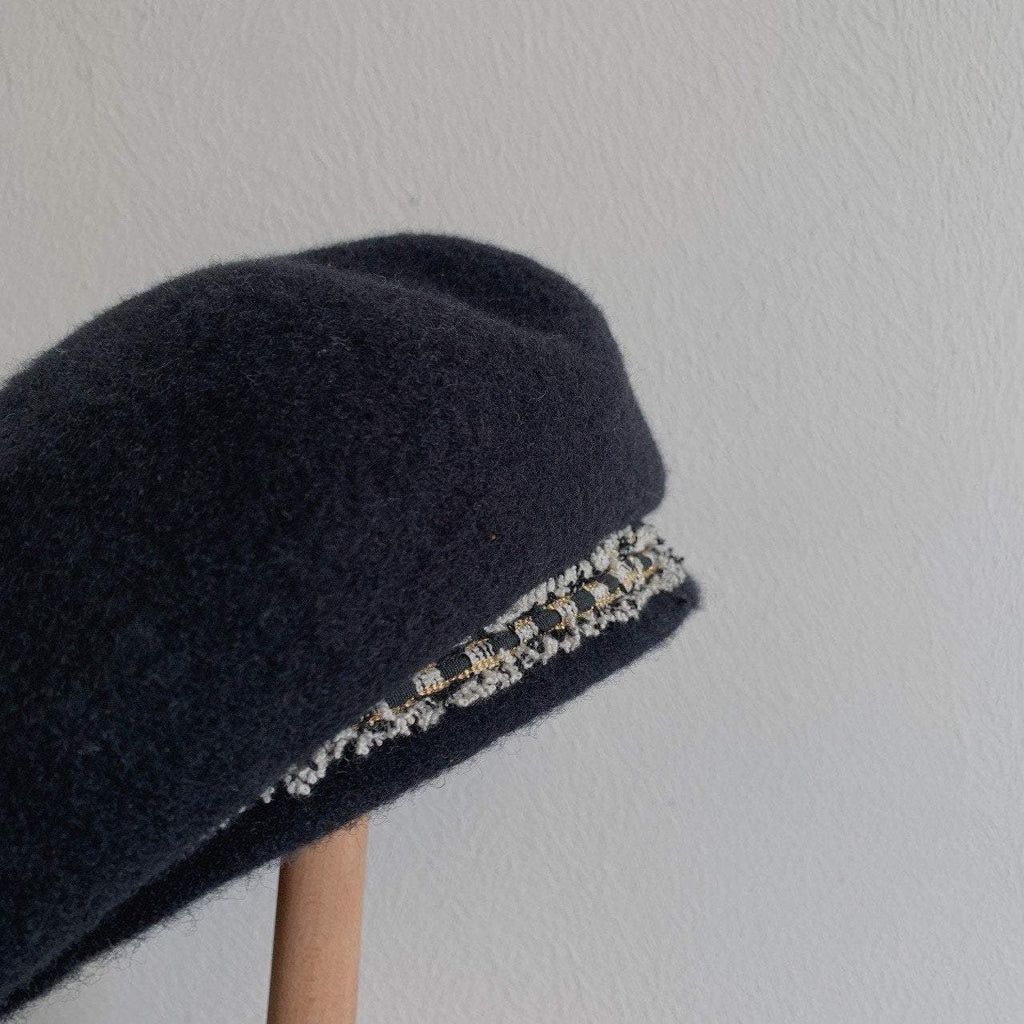 Standard/Large Size Beret for Women.