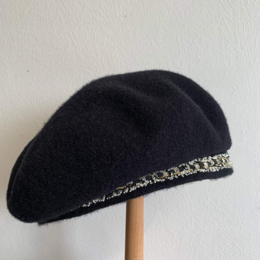 Standard/Large Size Beret for Women.