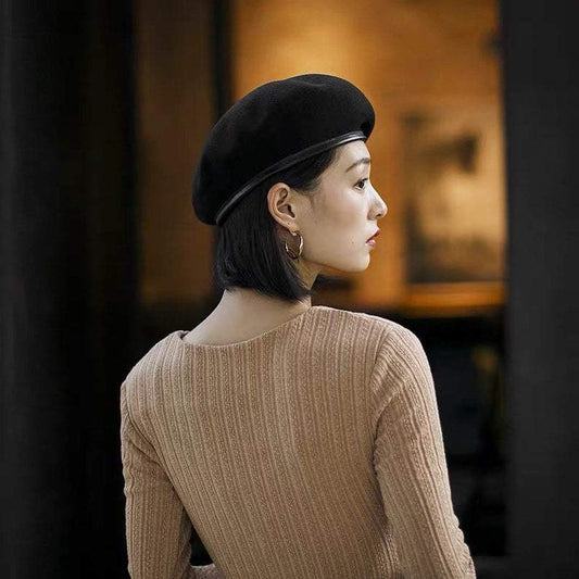 Vintage Style Wool Beret for Women with Leather Rim.
