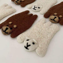 Load image into Gallery viewer, Wool Felted Bear/Sheep Coaster.